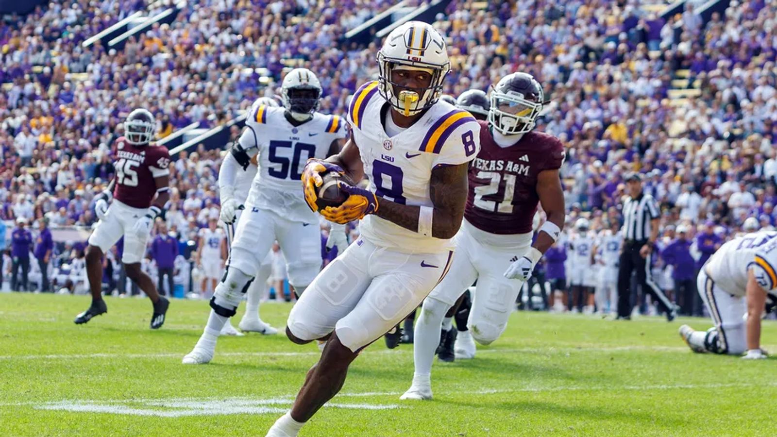 ESPN 2025 Mock Draft sends Chicago Bears exciting QBWR combo in 1st round